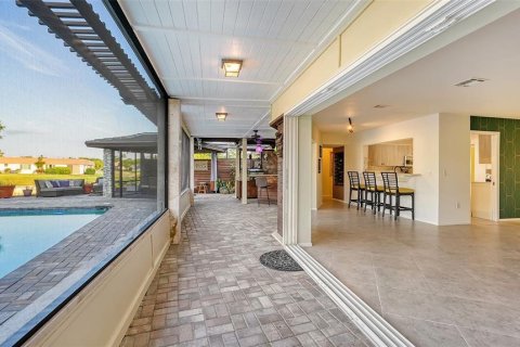 House in Sarasota, Florida 4 bedrooms, 259.2 sq.m. № 1719528 - photo 20