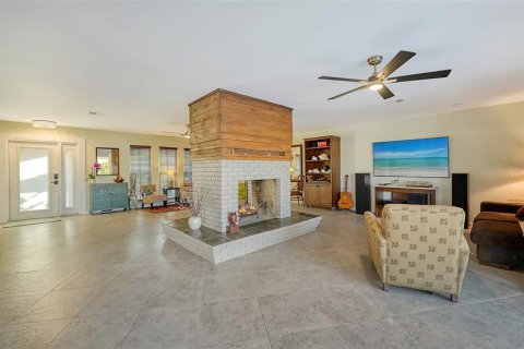 House in Sarasota, Florida 4 bedrooms, 259.2 sq.m. № 1719528 - photo 16