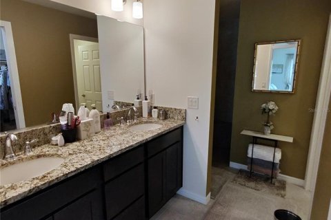 Casa en venta en The Villages, Florida, 3 dormitorios, 169.83 m2 № 1662773 - foto 24
