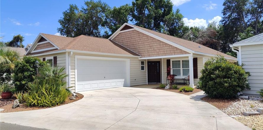 Casa en The Villages, Florida 3 dormitorios, 169.83 m2 № 1662773