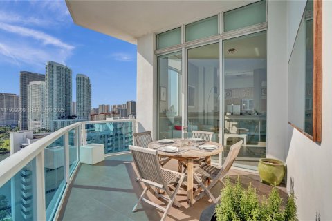 Condo in Miami, Florida, 2 bedrooms № 1991110 - photo 13