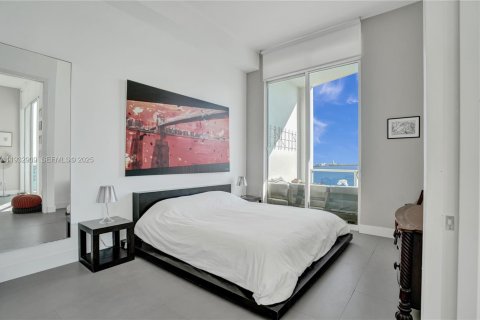 Condo in Miami, Florida, 2 bedrooms № 1991110 - photo 16