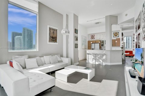 Condo in Miami, Florida, 2 bedrooms № 1991110 - photo 22
