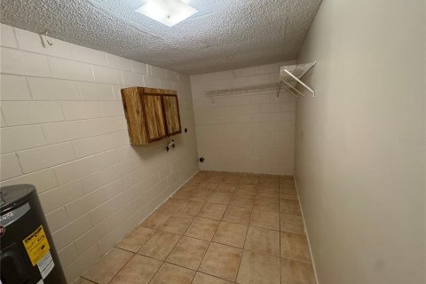 Villa ou maison à louer à Clermont, Floride: 3 chambres, 143.63 m2 № 2388382 - photo 16