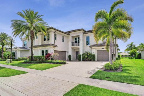 House in Boca Raton, Florida 5 bedrooms, 539.02 sq.m. № 2185486