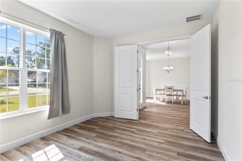House in Palm Coast, Florida 3 bedrooms, 196.67 sq.m. № 2238133 - photo 15