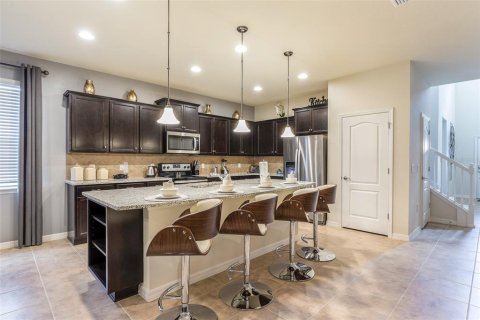 Купить виллу или дом в Киссимми, Флорида 3 комнаты, 375.42м2, № 1774624 - фото 4