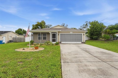 House in Spring Hill, Florida 4 bedrooms, 146.41 sq.m. № 2362454