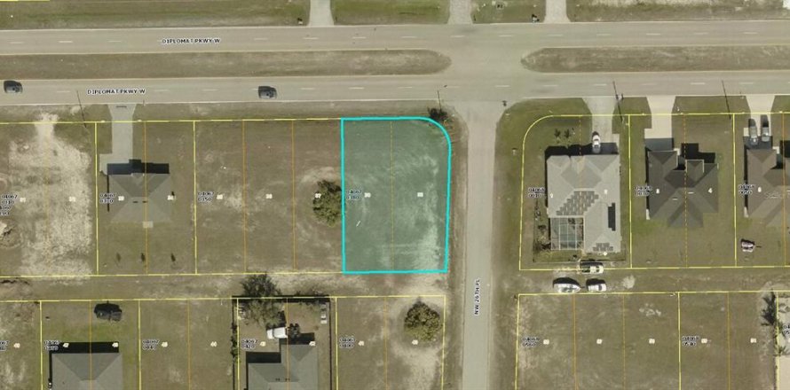 Land in Cape Coral, Florida № 2163474