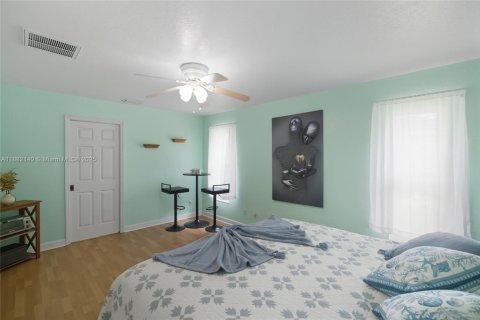Villa ou maison à vendre à Cape Coral, Floride: 3 chambres № 2253585 - photo 19