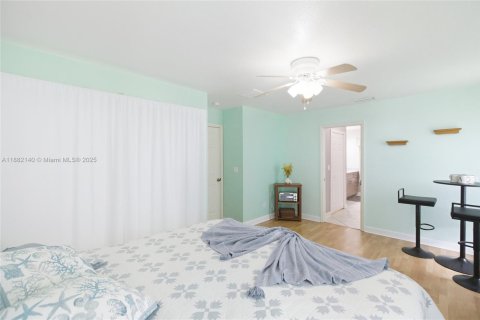 Villa ou maison à vendre à Cape Coral, Floride: 3 chambres № 2253585 - photo 18