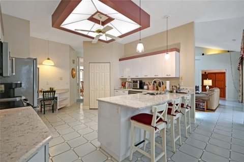 Villa ou maison à vendre à New Smyrna Beach, Floride: 3 chambres, 252.04 m2 № 2101890 - photo 23