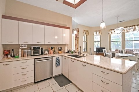 Villa ou maison à vendre à New Smyrna Beach, Floride: 3 chambres, 252.04 m2 № 2101890 - photo 21