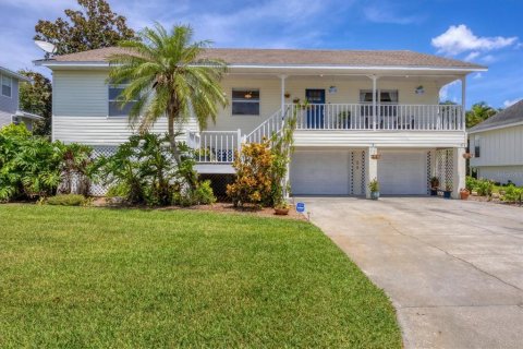 Villa ou maison à vendre à Palmetto, Floride: 4 chambres, 182.83 m2 № 1894339 - photo 1