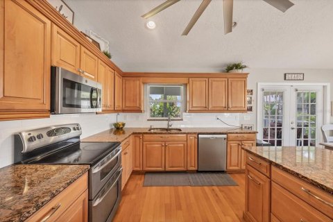 Villa ou maison à vendre à Palmetto, Floride: 4 chambres, 182.83 m2 № 1894339 - photo 21