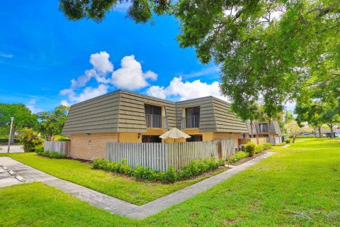 Townhouse in West Palm Beach, Florida 2 bedrooms, 114.83 sq.m. № 2146656 - photo 27