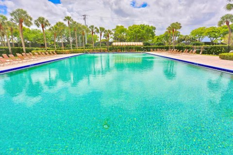 Townhouse in West Palm Beach, Florida 2 bedrooms, 114.83 sq.m. № 2146656 - photo 24
