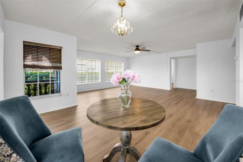 Condo in Clearwater, Florida, 2 bedrooms  № 2376883 - photo 23