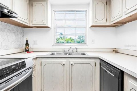 Condo in Clearwater, Florida, 2 bedrooms  № 2376883 - photo 25