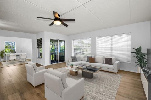 Condo in Clearwater, Florida, 2 bedrooms  № 2376883 - photo 15