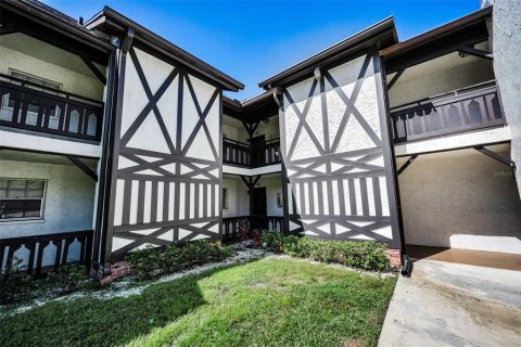 Condo in Clearwater, Florida, 2 bedrooms  № 2376883 - photo 10