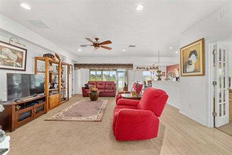 House in Summerfield, Florida 2 bedrooms, 146.32 sq.m. № 1914819 - photo 26