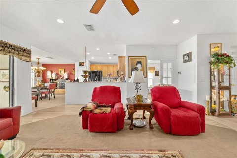 House in Summerfield, Florida 2 bedrooms, 146.32 sq.m. № 1914819 - photo 28