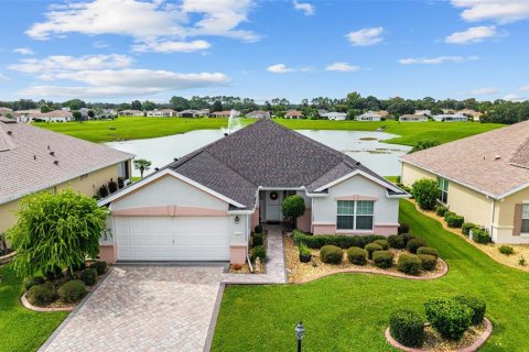 House in Summerfield, Florida 2 bedrooms, 146.32 sq.m. № 1914819 - photo 11