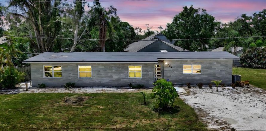 Casa en Sarasota, Florida 4 dormitorios, 184.48 m2 № 1835413