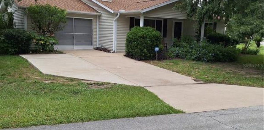 Villa ou maison à Ocala, Floride 2 chambres, 113.71 m2 № 1907944