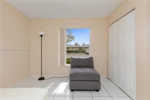 Commercial property in Coral Springs, Florida № 1959209 - photo 27