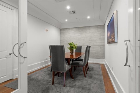 Condo in Sarasota, Florida, 2 bedrooms  № 1743378 - photo 2