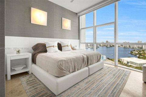 Copropriété à vendre à Sunny Isles Beach, Floride: 3 chambres, 199.09 m2 № 2011352 - photo 18