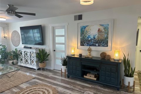 Condominio en alquiler en Longboat Key, Florida, 2 dormitorios, 105.26 m2 № 1636345 - foto 15