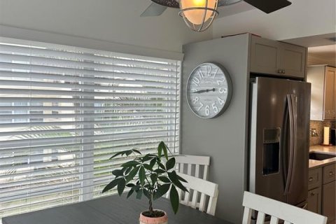 Condominio en alquiler en Longboat Key, Florida, 2 dormitorios, 105.26 m2 № 1636345 - foto 4