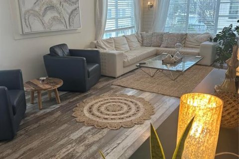 Condominio en alquiler en Longboat Key, Florida, 2 dormitorios, 105.26 m2 № 1636345 - foto 10