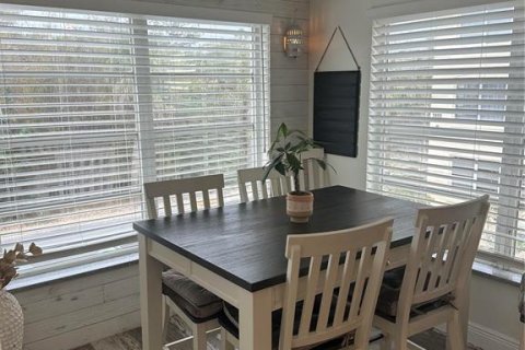 Condominio en alquiler en Longboat Key, Florida, 2 dormitorios, 105.26 m2 № 1636345 - foto 2