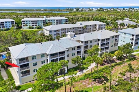 Condo in Placida, Florida, 3 bedrooms  № 2330289 - photo 10
