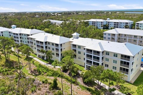 Condo in Placida, Florida, 3 bedrooms  № 2330289 - photo 9