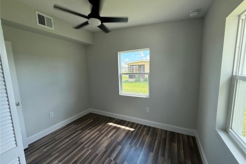 House in Port Charlotte, Florida 2 bedrooms, 89 sq.m. № 1885792 - photo 14