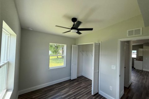 House in Port Charlotte, Florida 2 bedrooms, 89 sq.m. № 1885792 - photo 4