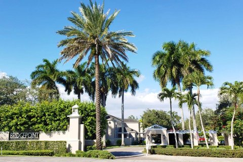 Touwnhouse à louer à Miami, Floride: 3 chambres, 197.7 m2 № 1964590 - photo 3