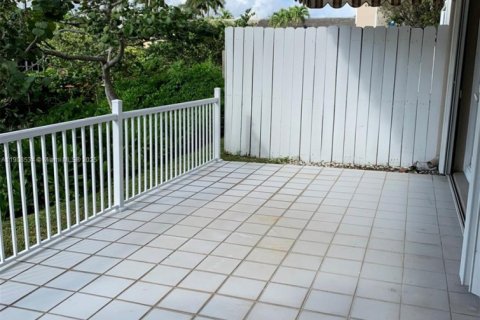 Touwnhouse à louer à Miami, Floride: 3 chambres, 197.7 m2 № 1964590 - photo 15