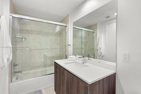 Copropriété à vendre à Miami, Floride: 3 chambres, 173.26 m2 № 1944874 - photo 23