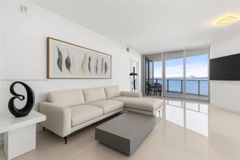 Copropriété à vendre à Miami, Floride: 3 chambres, 173.26 m2 № 1944874 - photo 2