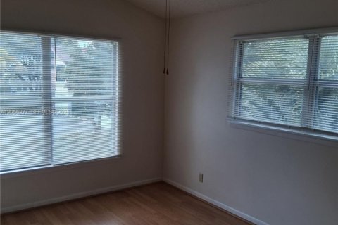 Touwnhouse à louer à Jupiter, Floride: 3 chambres, 139.35 m2 № 2168112 - photo 17