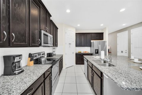 Купить виллу или дом в Киссимми, Флорида 12 комнат, 315.96м2, № 2099304 - фото 9