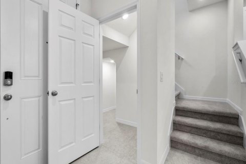 Adosado en alquiler en Apopka, Florida, 3 dormitorios, 154.4 m2 № 1813080 - foto 6
