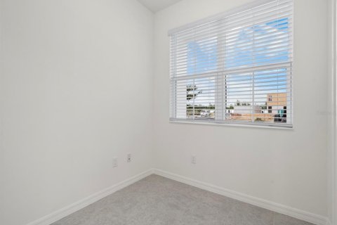 Adosado en alquiler en Apopka, Florida, 3 dormitorios, 154.4 m2 № 1813080 - foto 9