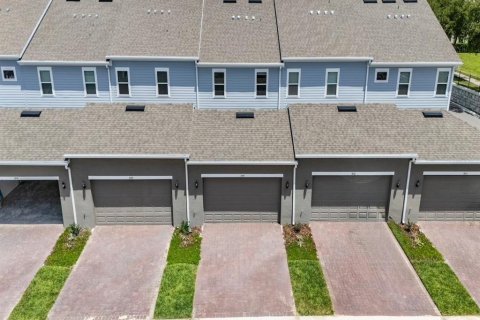 Adosado en alquiler en Apopka, Florida, 3 dormitorios, 154.4 m2 № 1813080 - foto 24